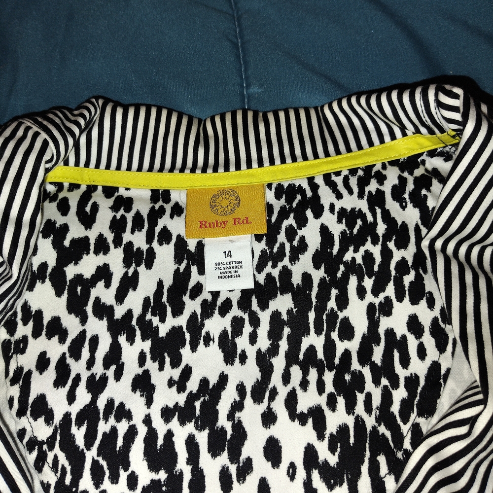 Ruby Rd. Monochrome Animal Print Bomber Jacket - Picture 5 of 5